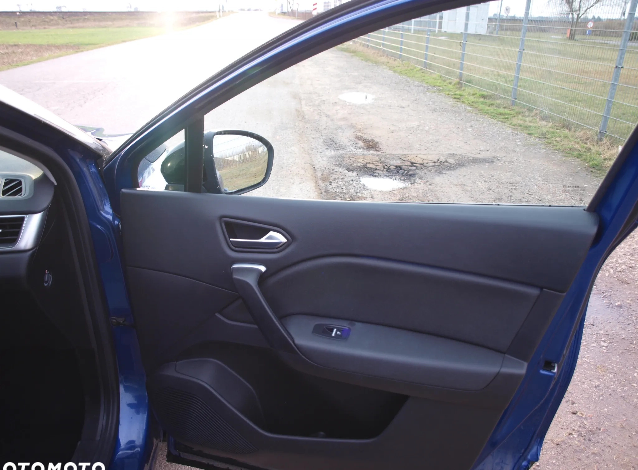 Renault Captur cena 113900 przebieg: 9573, rok produkcji 2021 z Słupca małe 211